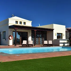 https://villa-belja.in-canary-islands.com