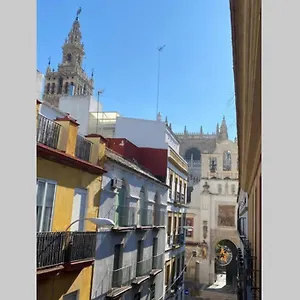  Apartamento Hernando Colon Deluxe By Valcambre